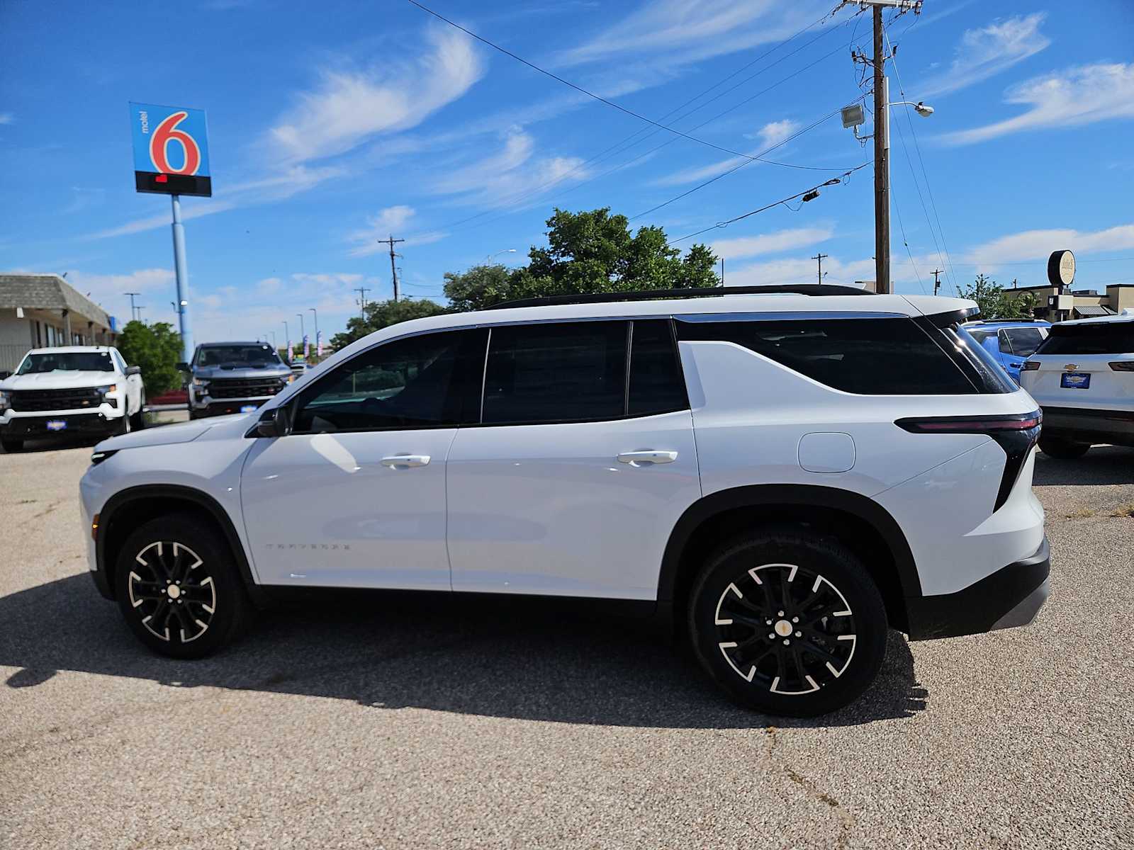 Thumbnail: 2026 Chevrolet Traverse - 5
