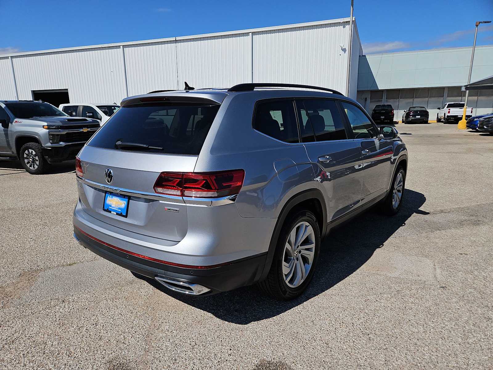 Thumbnail: 2021 Volkswagen Atlas - 8