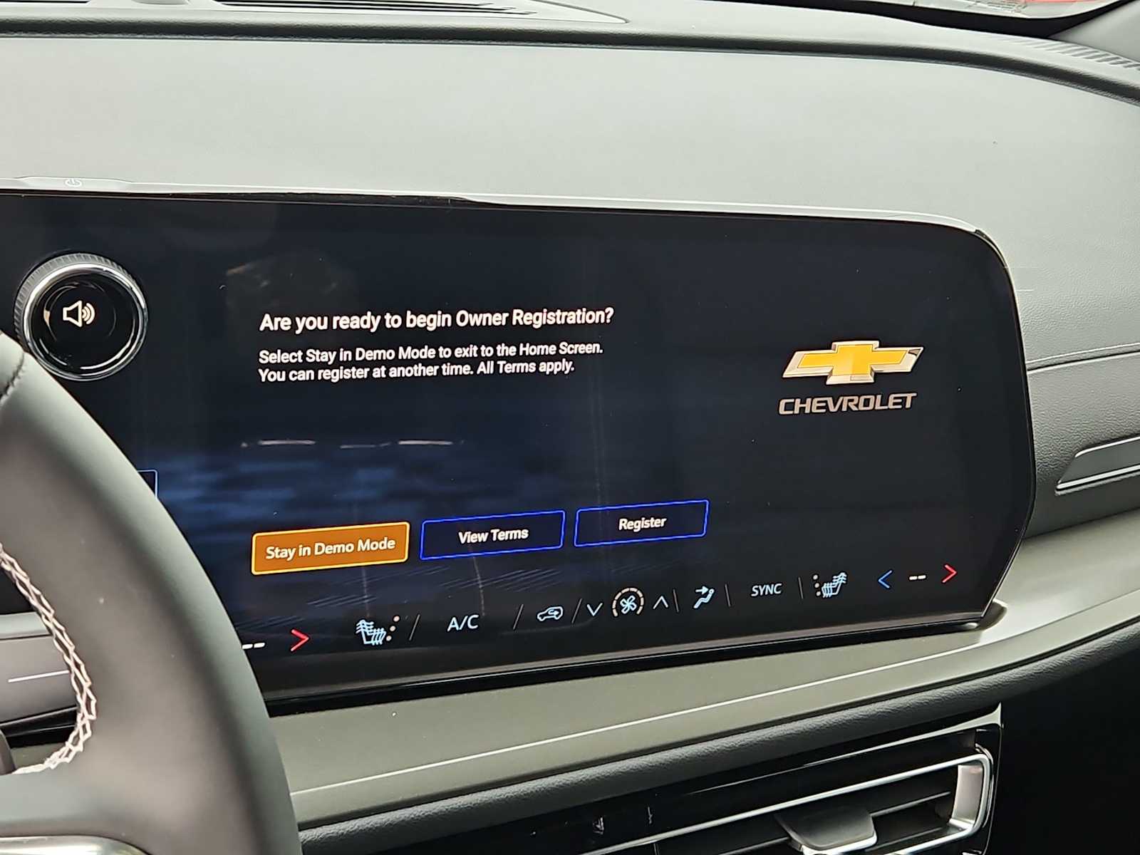 Thumbnail: 2026 Chevrolet Traverse - 24