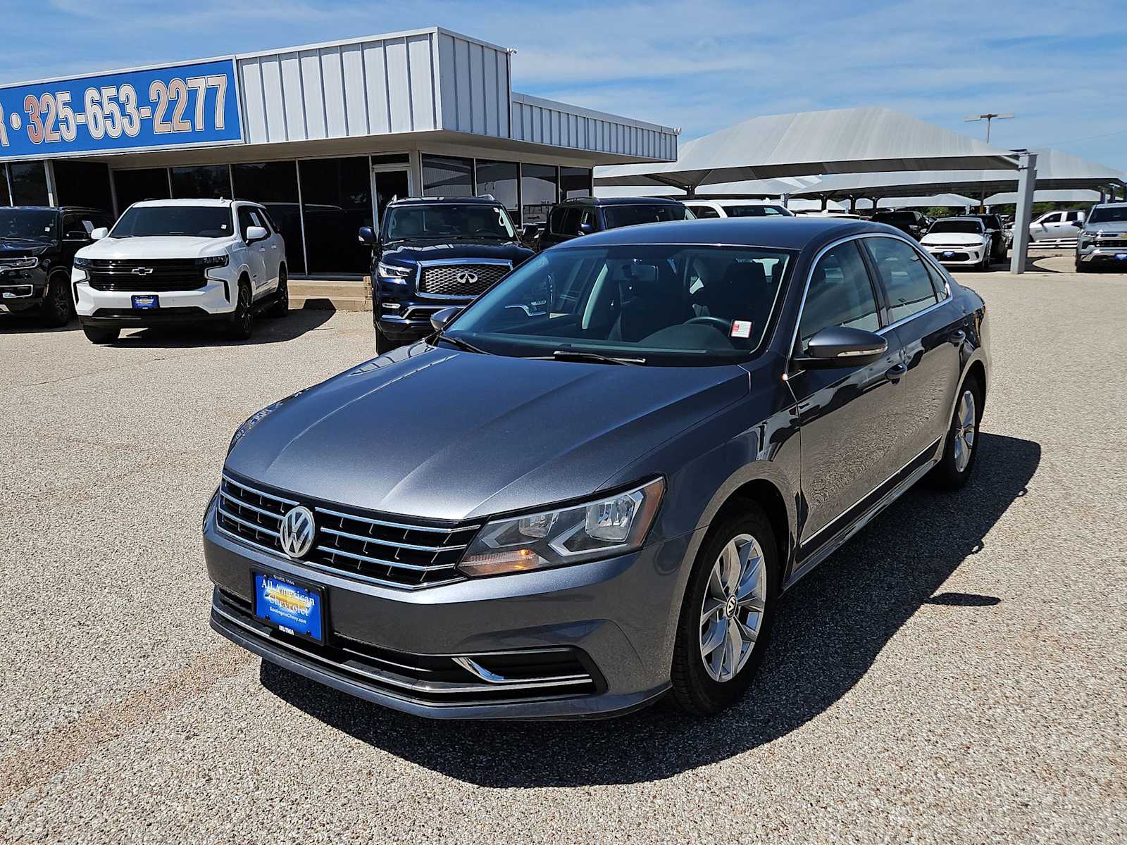 Thumbnail: 2017 Volkswagen Passat - 3