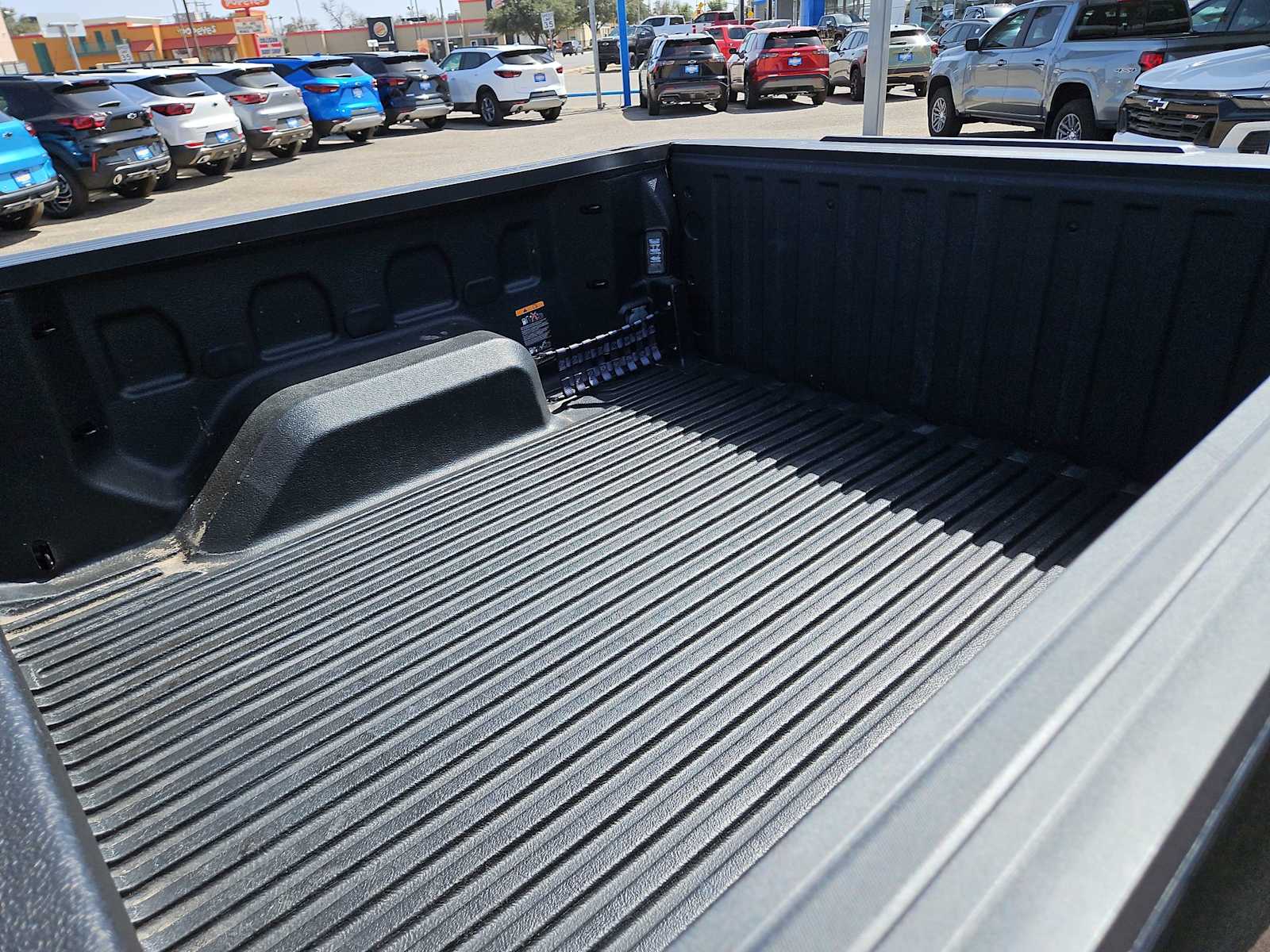 Thumbnail: 2024 Chevrolet Silverado 1500 - 19