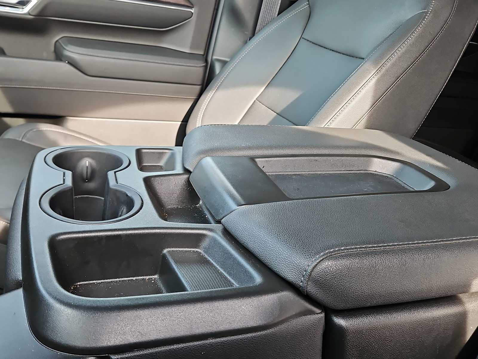 Thumbnail: 2024 Chevrolet Silverado 2500 - 25