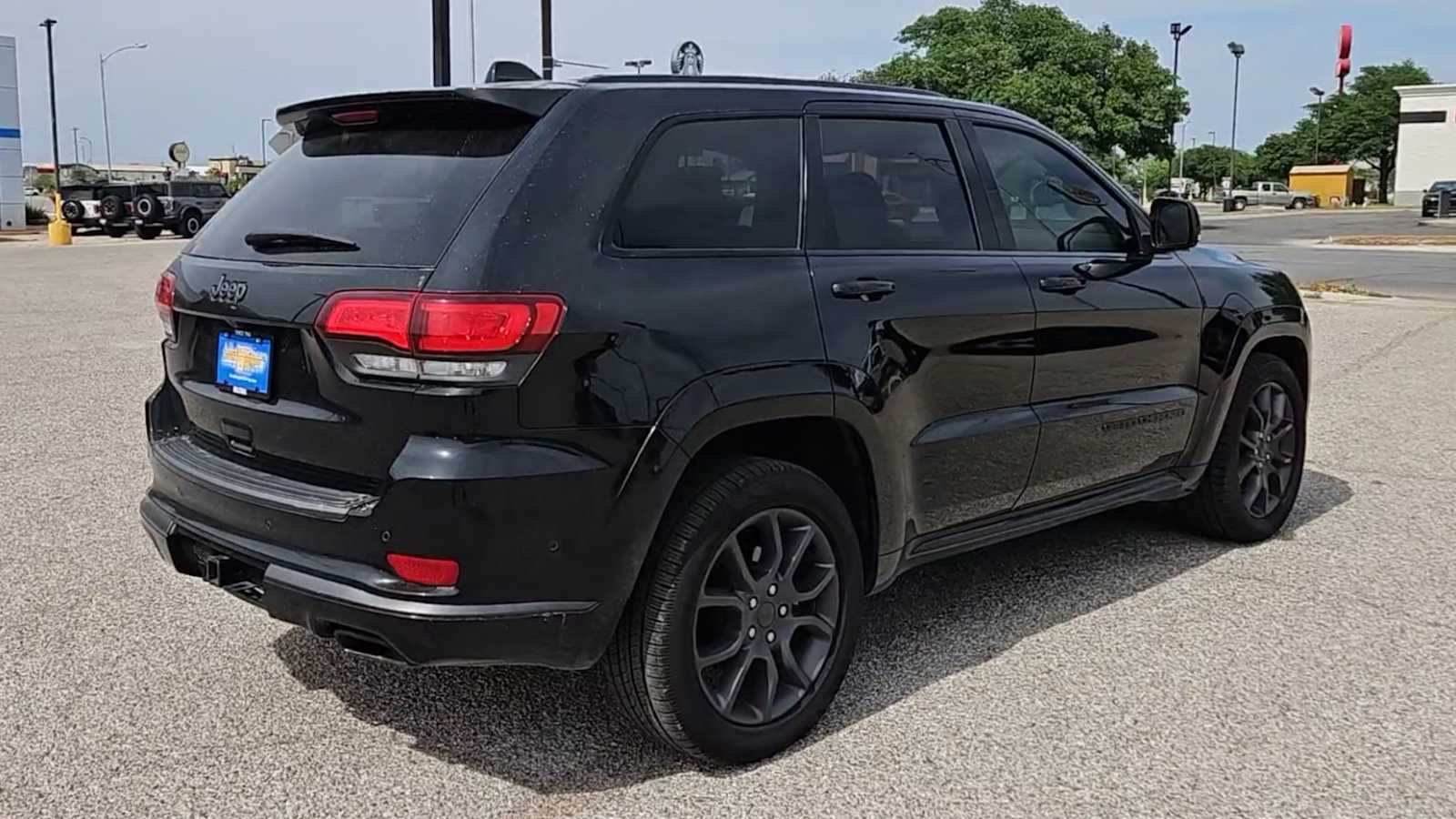 Thumbnail: 2021 Jeep Grand Cherokee - 8