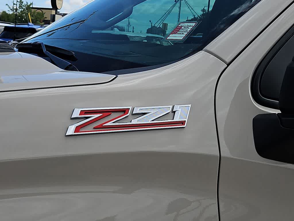 Thumbnail: 2026 Chevrolet Silverado 1500 - 11