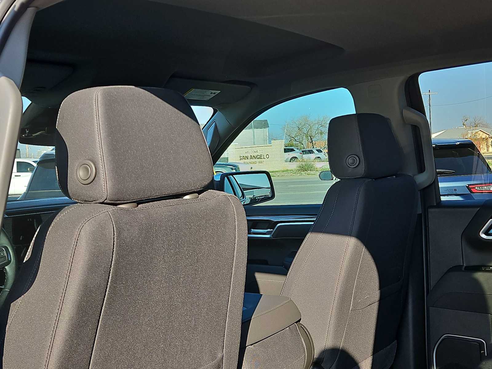 Thumbnail: 2026 Chevrolet Silverado 1500 - 16