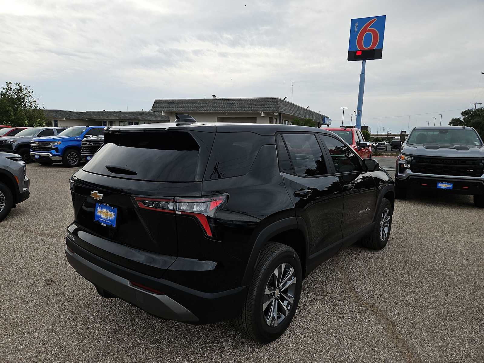 Thumbnail: 2026 Chevrolet Equinox - 8