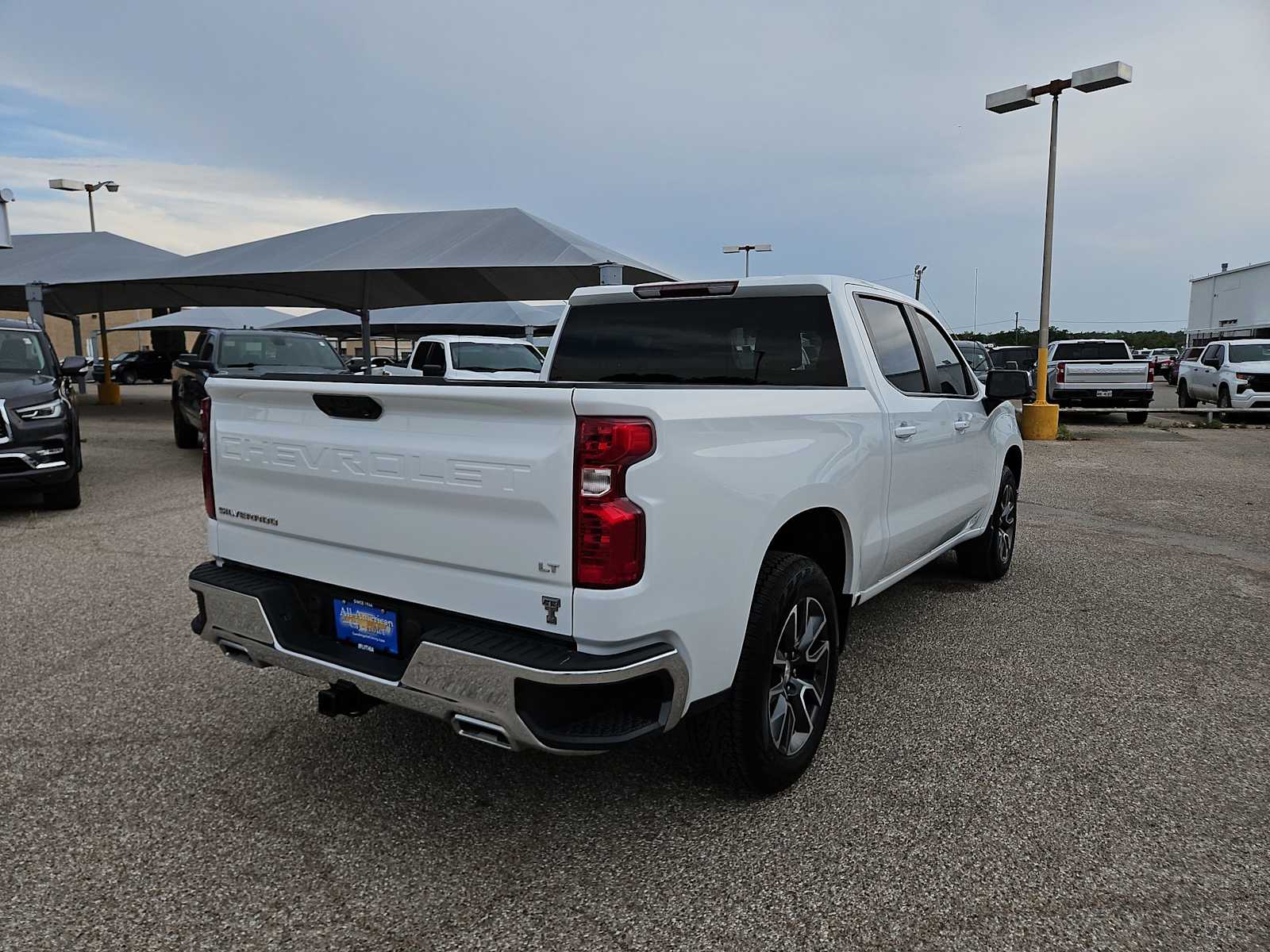 Thumbnail: 2023 Chevrolet Silverado 1500 - 8