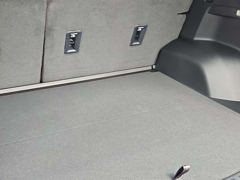 Thumbnail: 2026 Chevrolet Equinox - 22