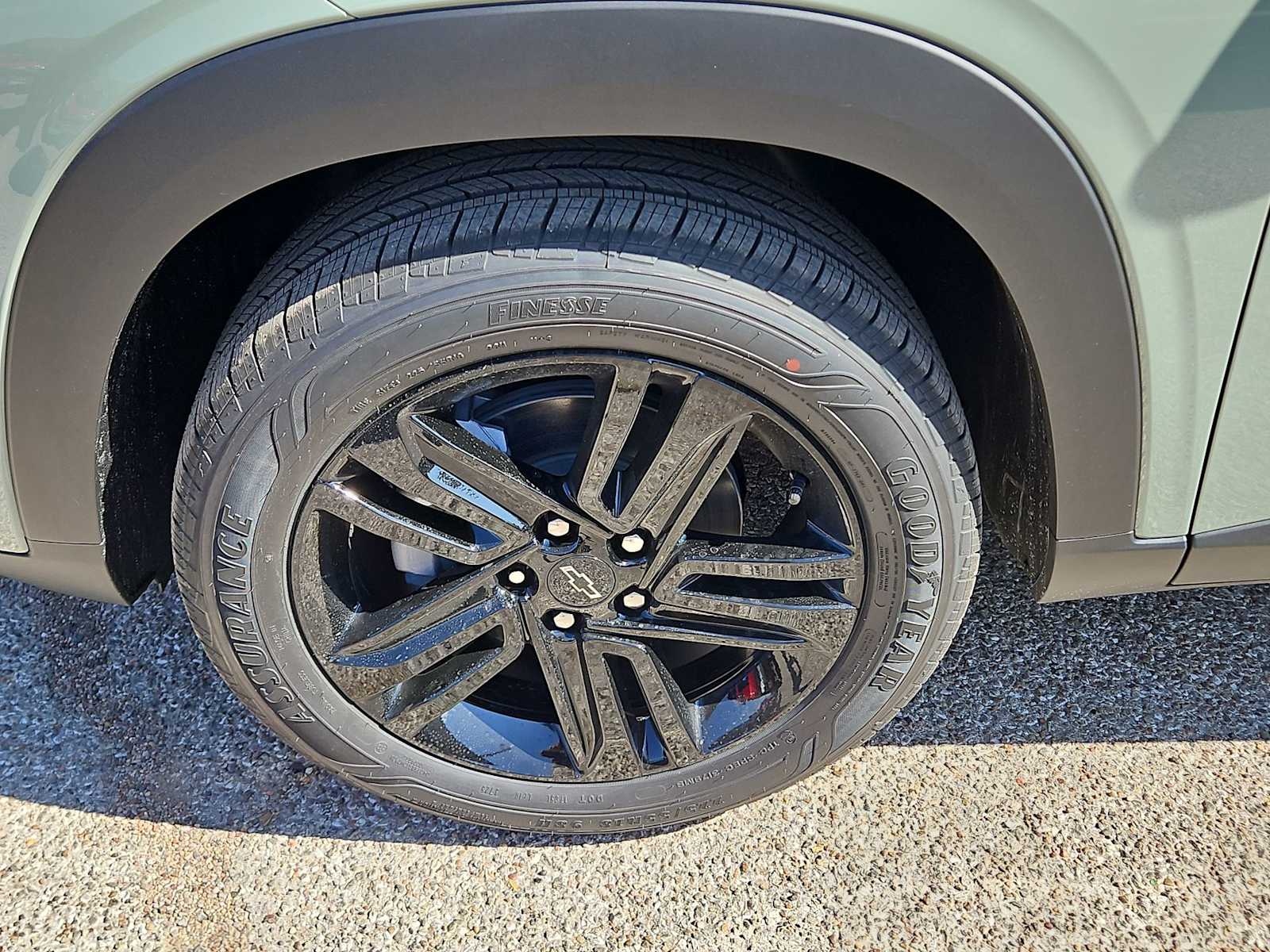 Thumbnail: 2026 Chevrolet Trax - 12