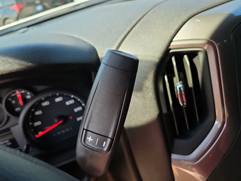 Thumbnail: 2026 Chevrolet Silverado 1500 - 21