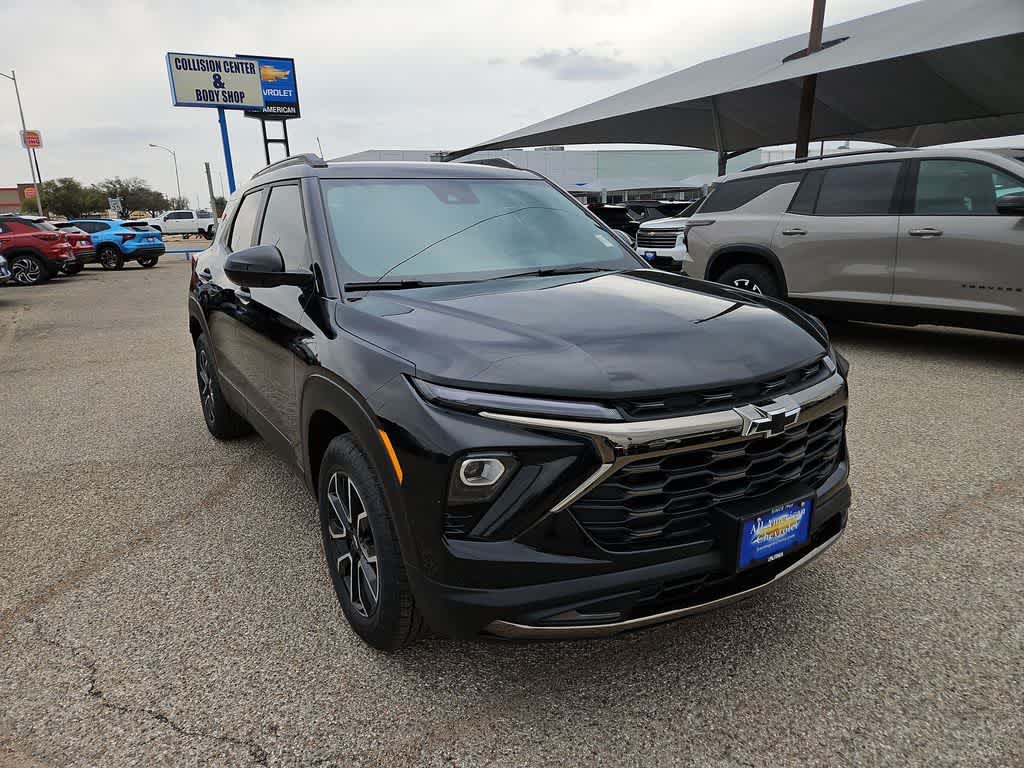 Thumbnail: 2026 Chevrolet TrailBlazer - 2