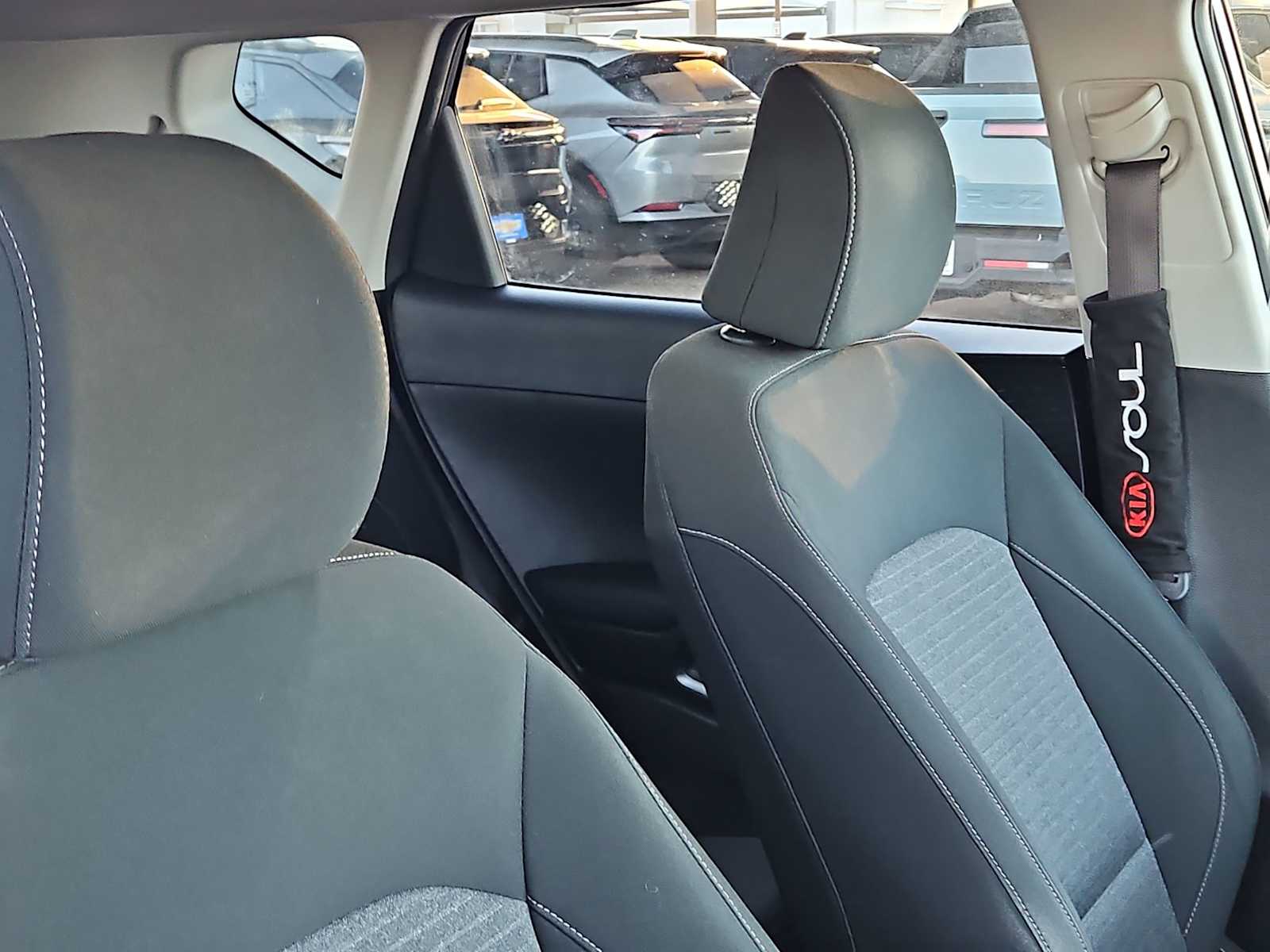 Thumbnail: 2021 Kia Soul - 17