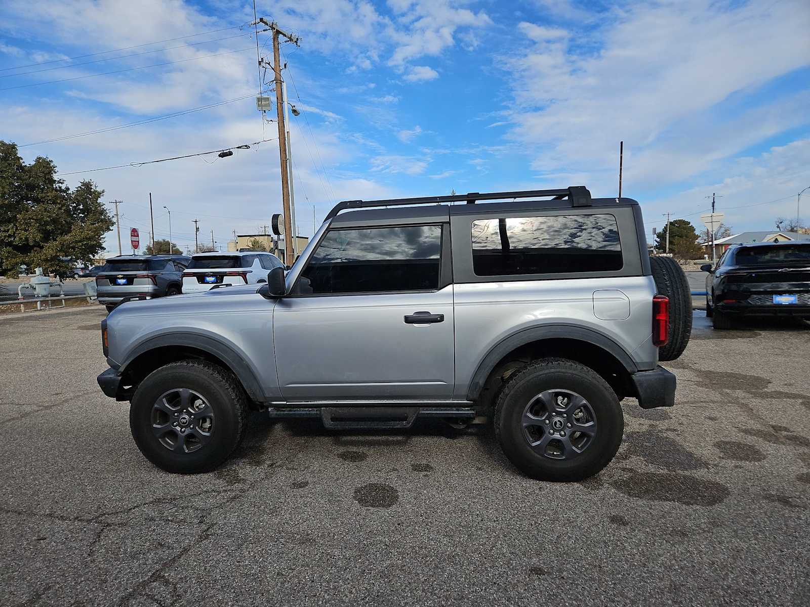Thumbnail: 2022 Ford Bronco - 5
