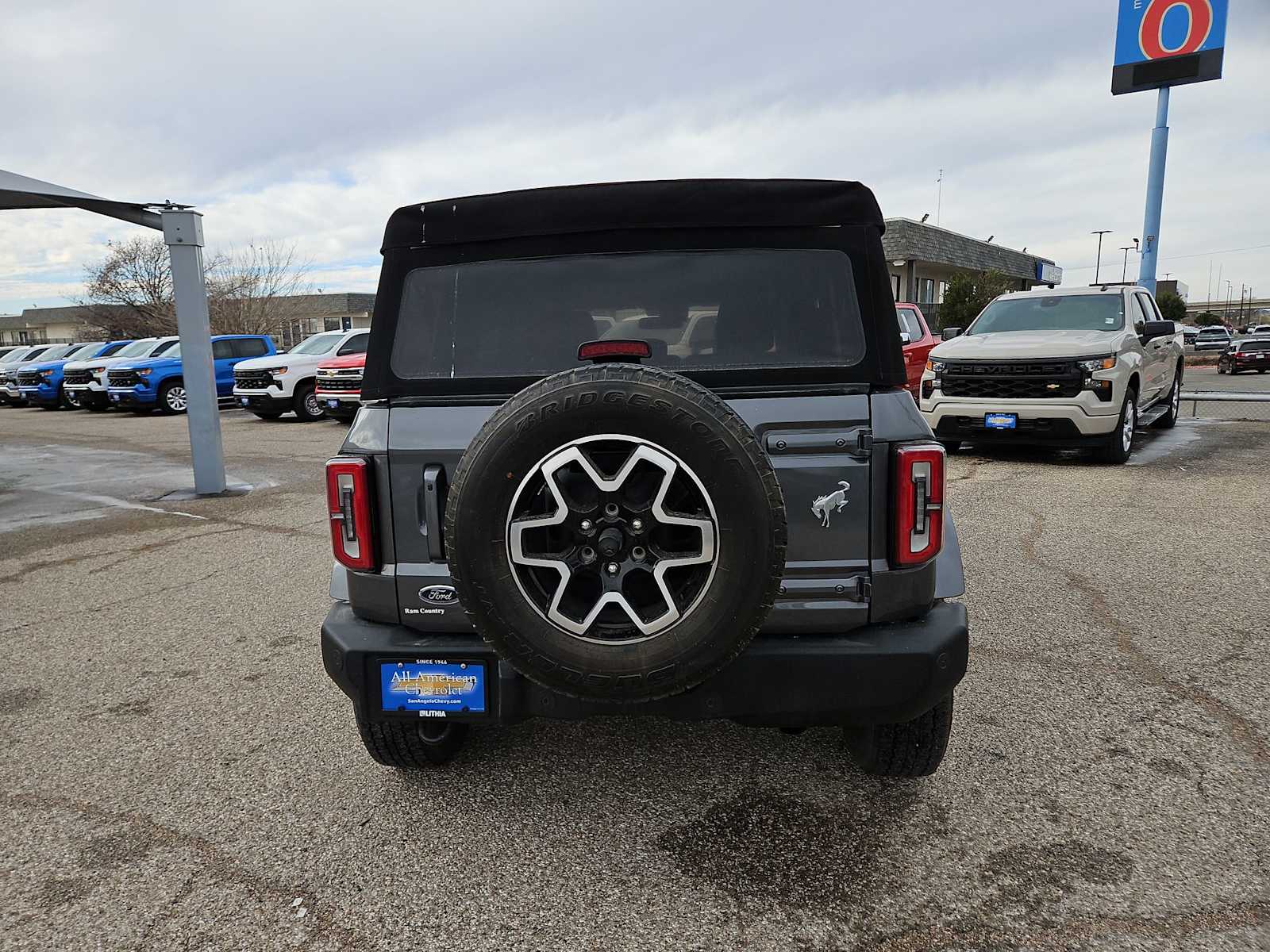 Thumbnail: 2022 Ford Bronco - 7