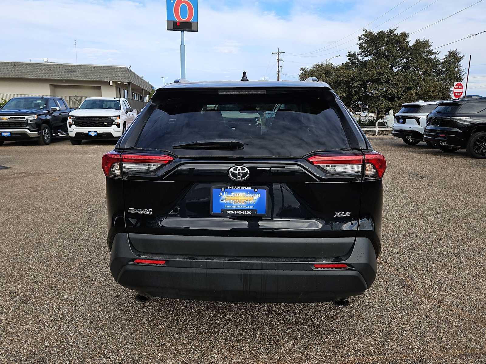 Thumbnail: 2023 Toyota RAV4 - 7