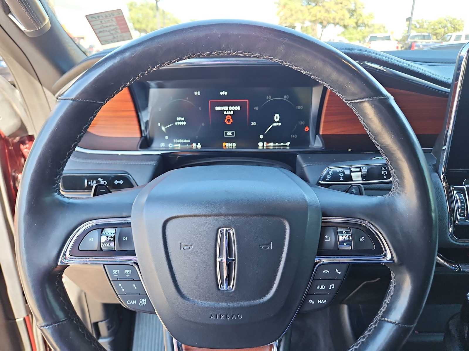 Thumbnail: 2019 Lincoln Navigator - 19