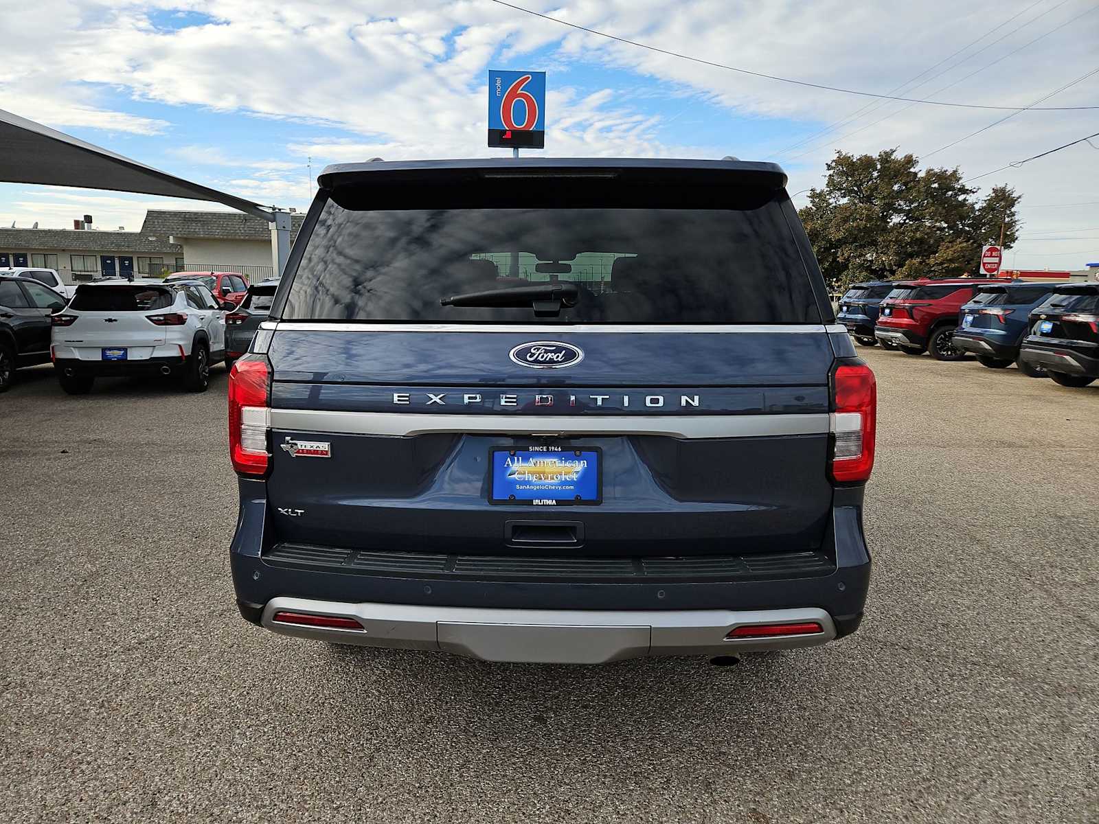 Thumbnail: 2023 Ford Expedition - 7