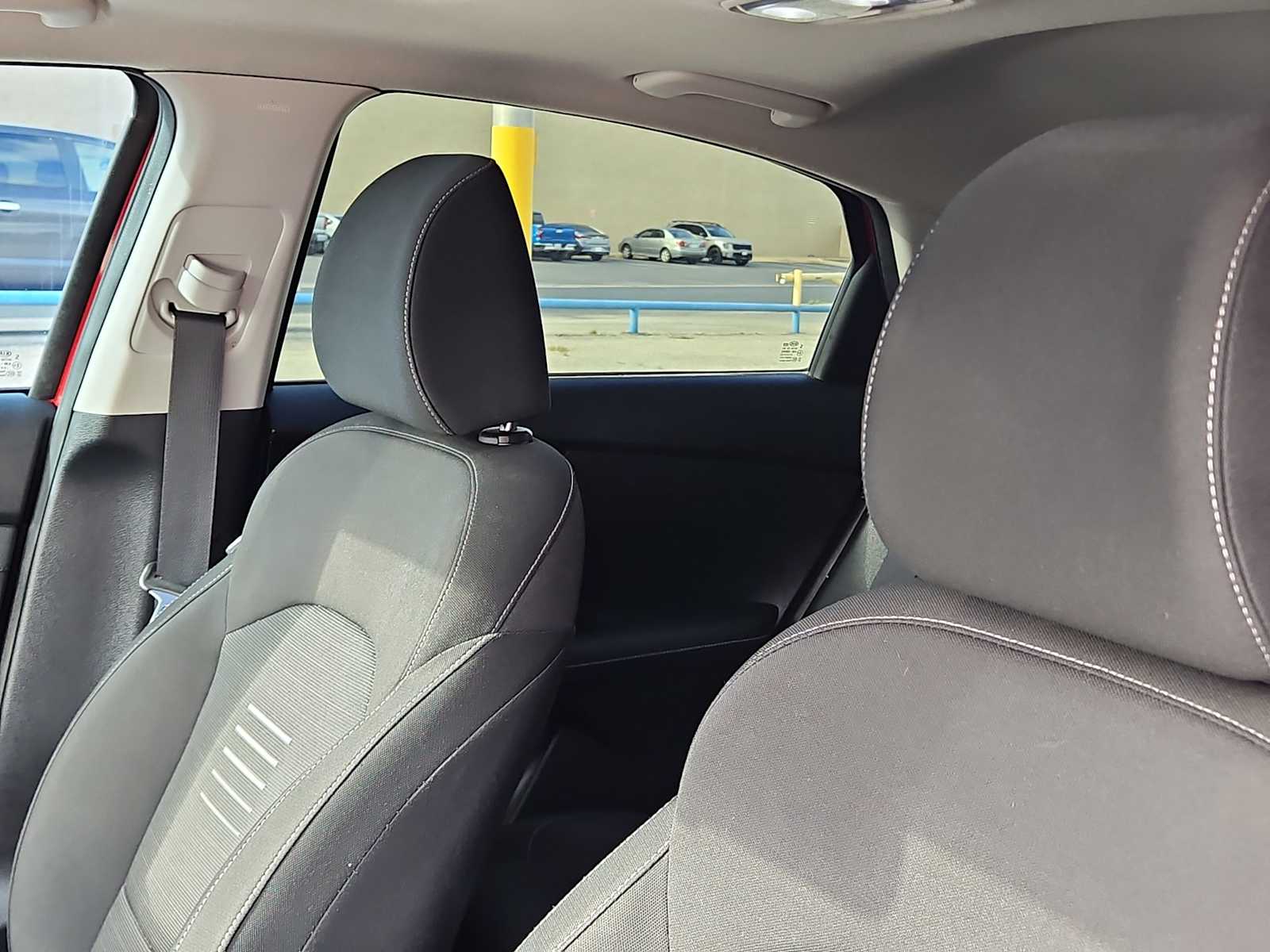 Thumbnail: 2019 Kia Forte - 15