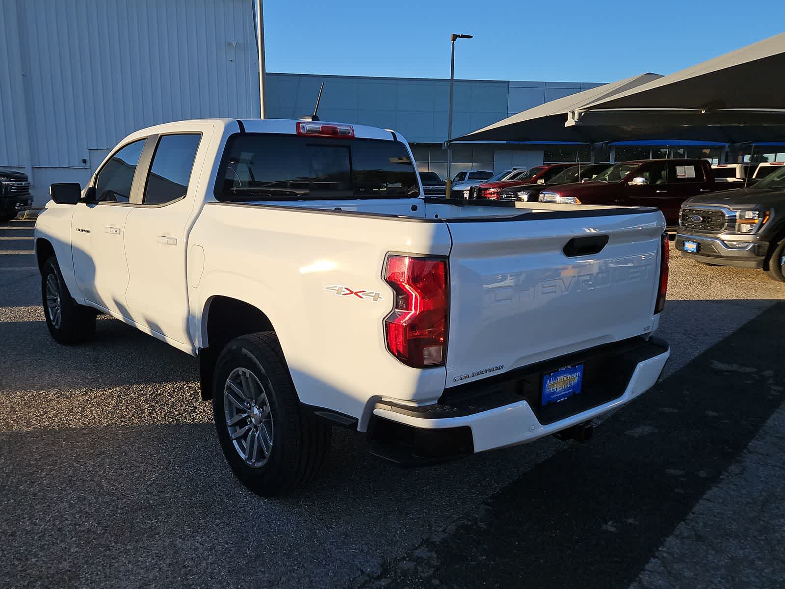 Thumbnail: 2024 Chevrolet Colorado - 12