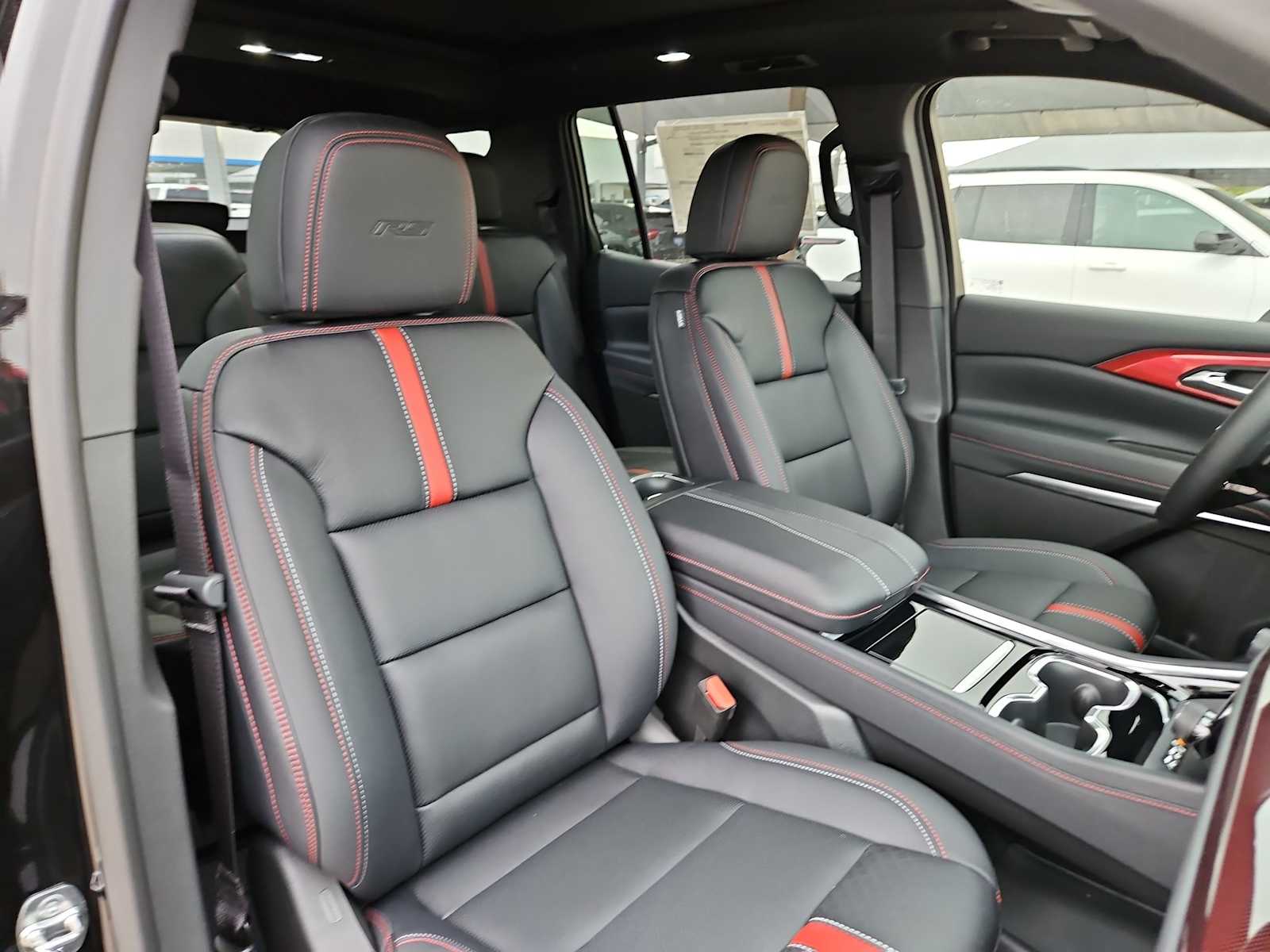 Thumbnail: 2026 Chevrolet Traverse - 21