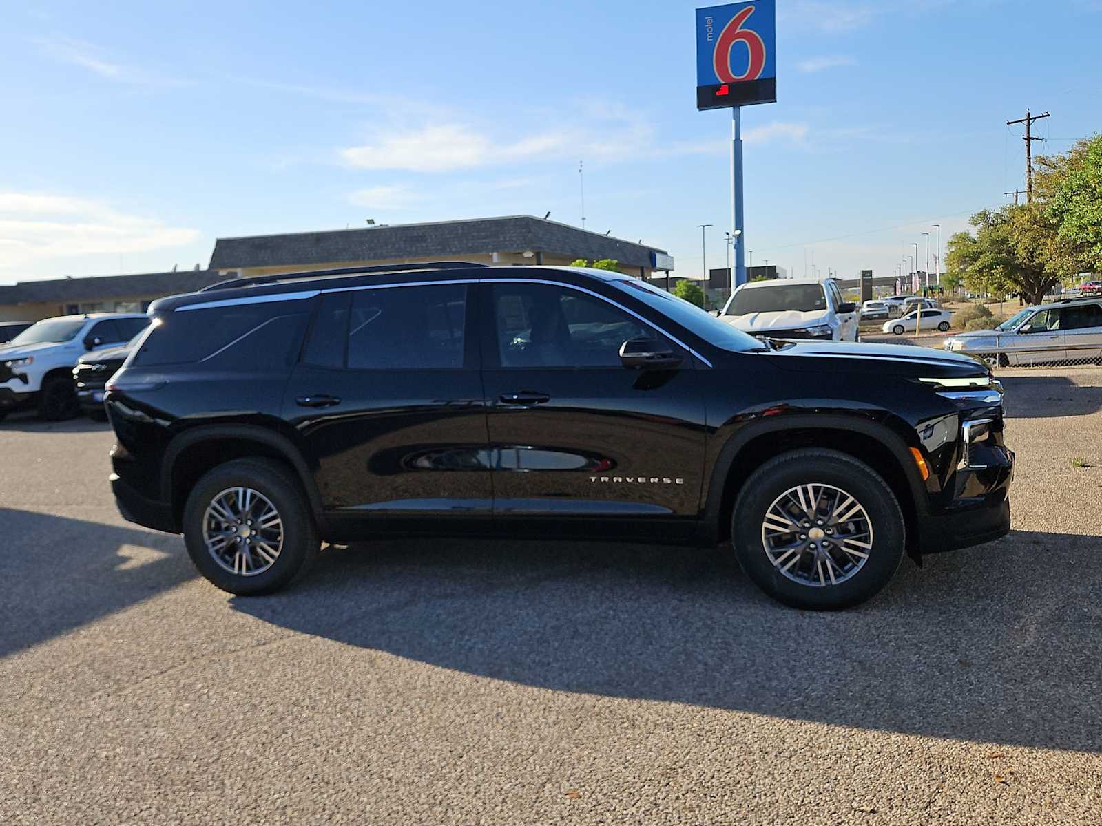 Thumbnail: 2026 Chevrolet Traverse - 9