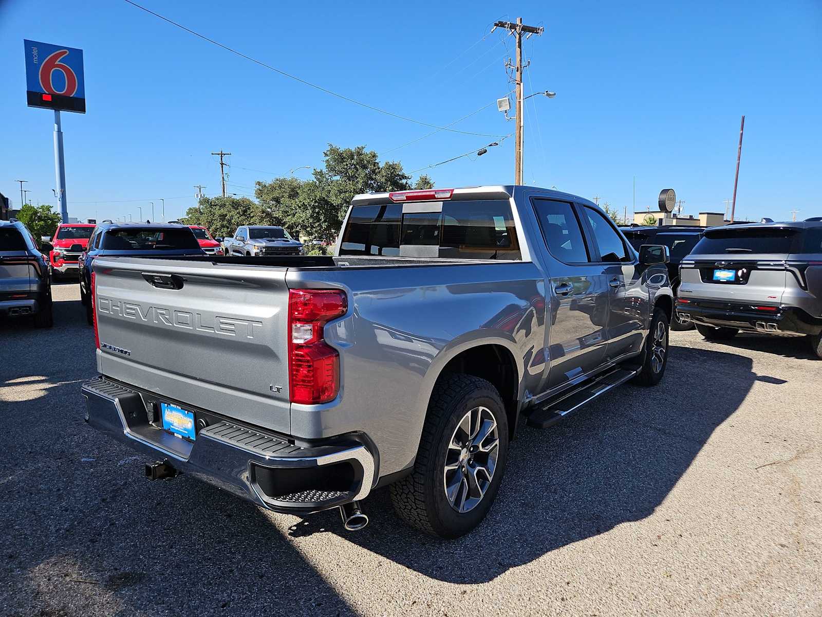 Thumbnail: 2026 Chevrolet Silverado 1500 - 8