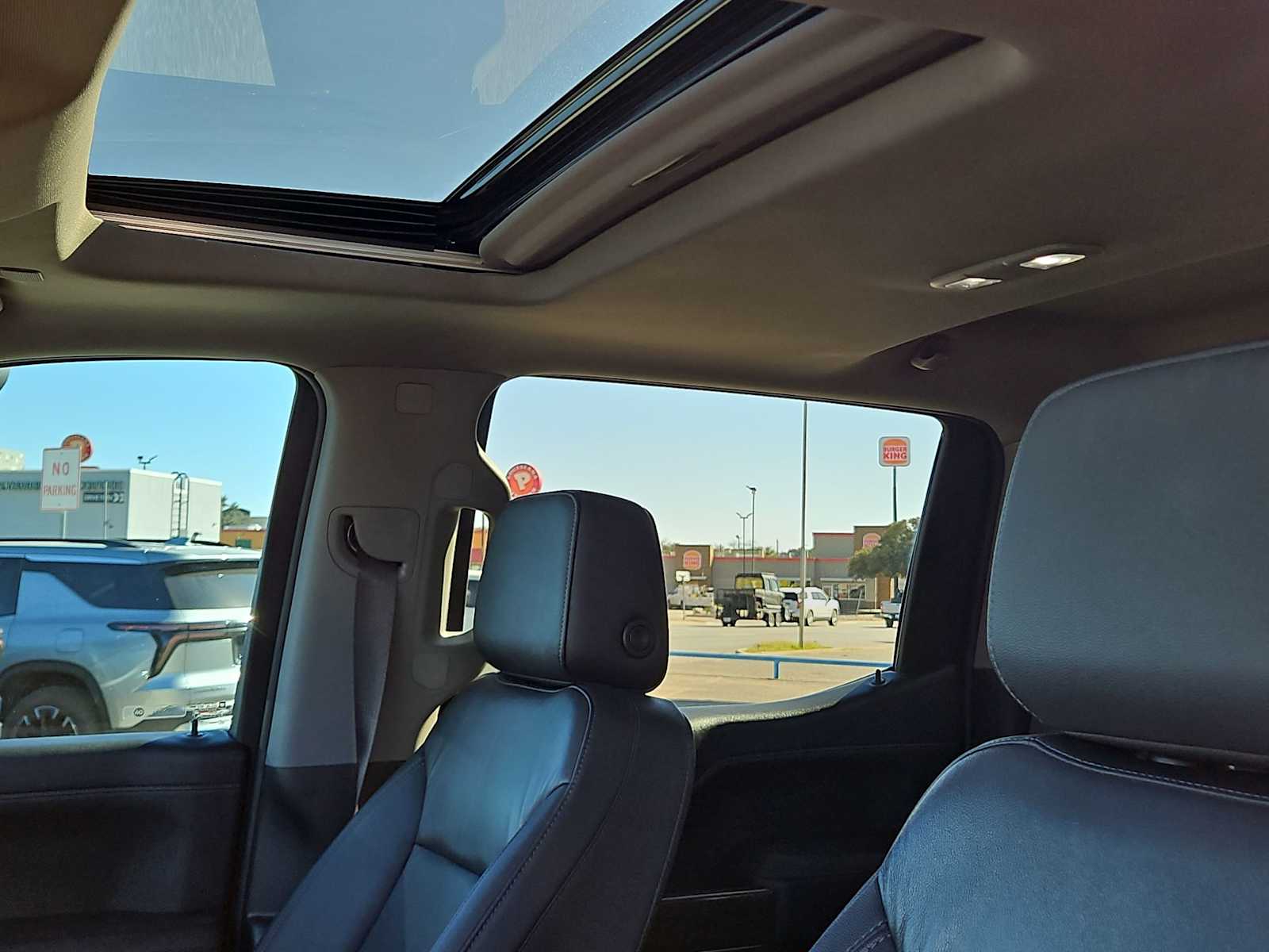 Thumbnail: 2022 Chevrolet Silverado 1500 - 18