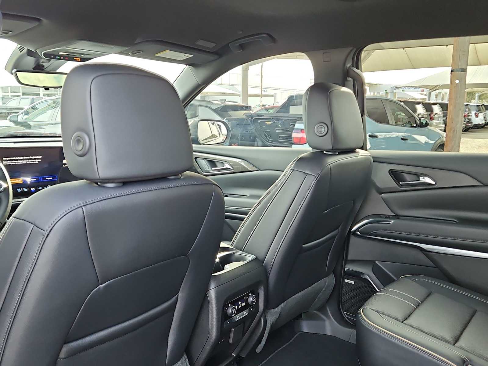 Thumbnail: 2026 Chevrolet Traverse - 16