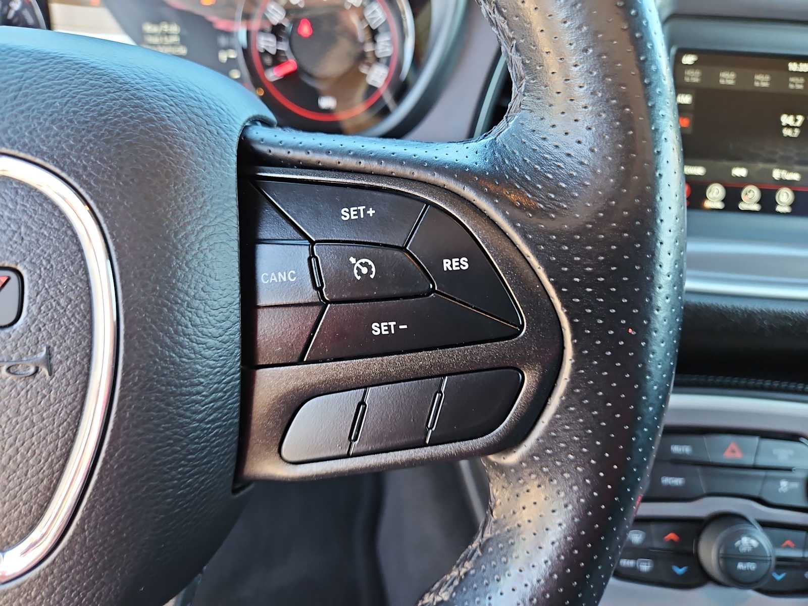 Thumbnail: 2022 Dodge Challenger - 22