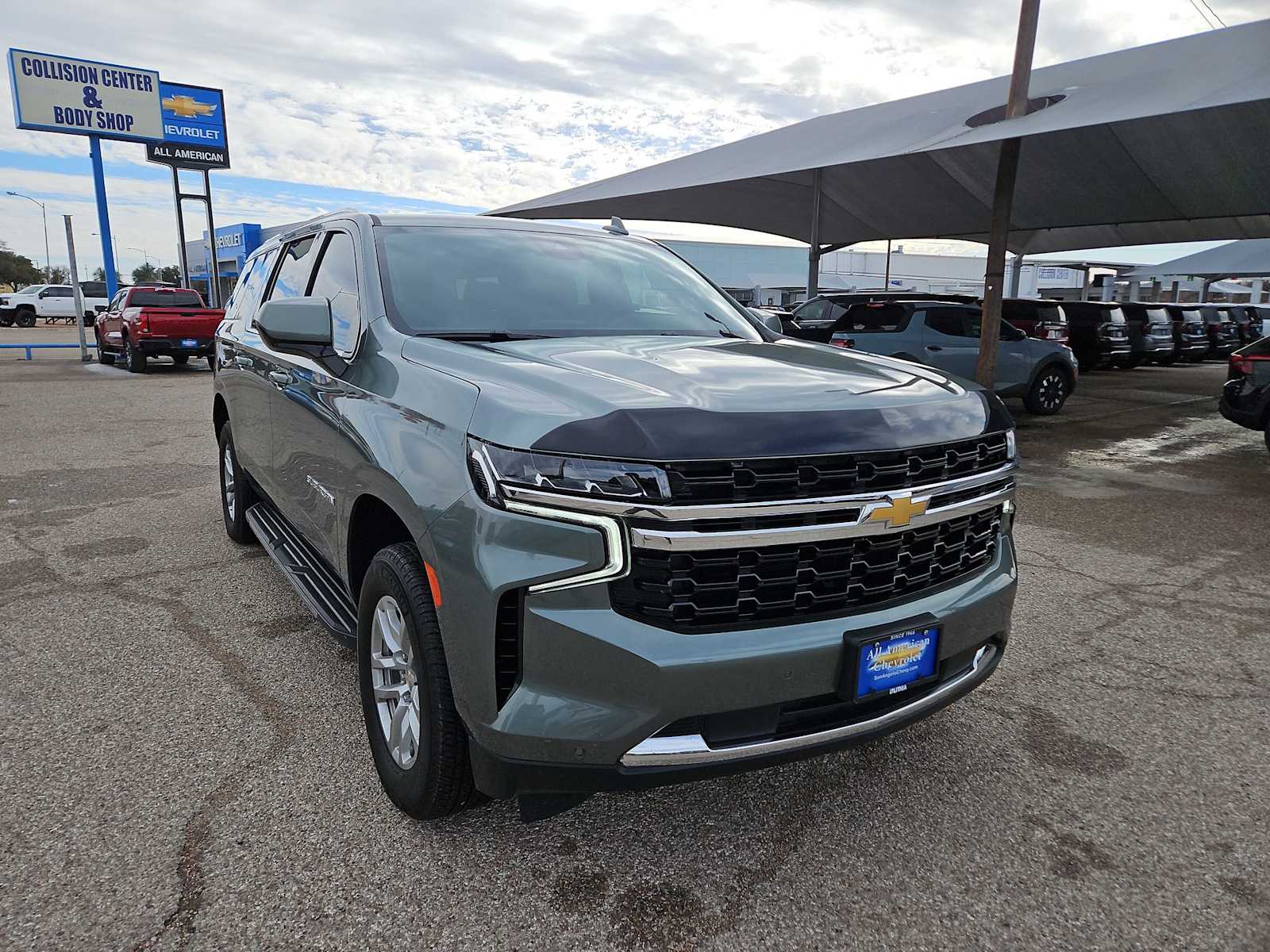 Thumbnail: 2024 Chevrolet Suburban - 2