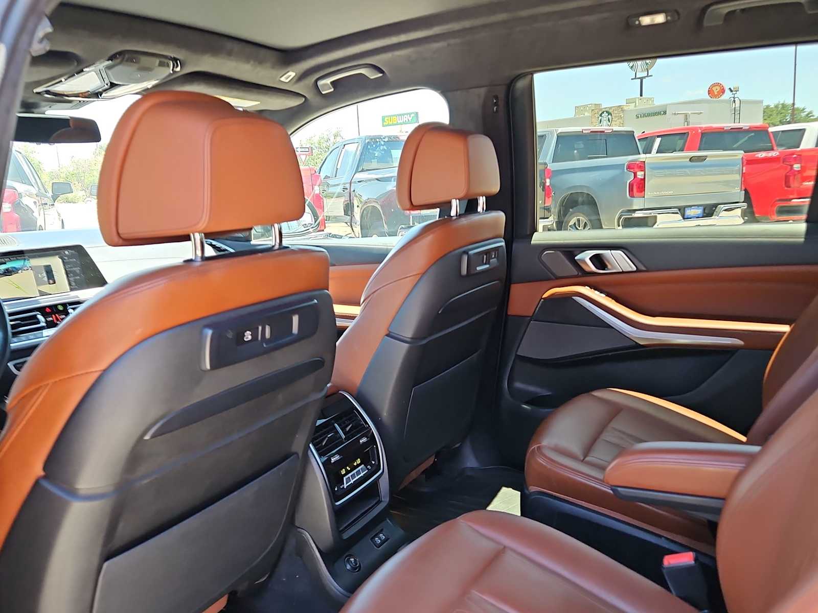 Thumbnail: 2022 BMW X7 - 18