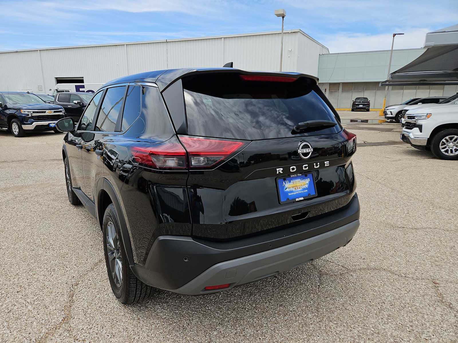 Thumbnail: 2023 Nissan Rogue - 6