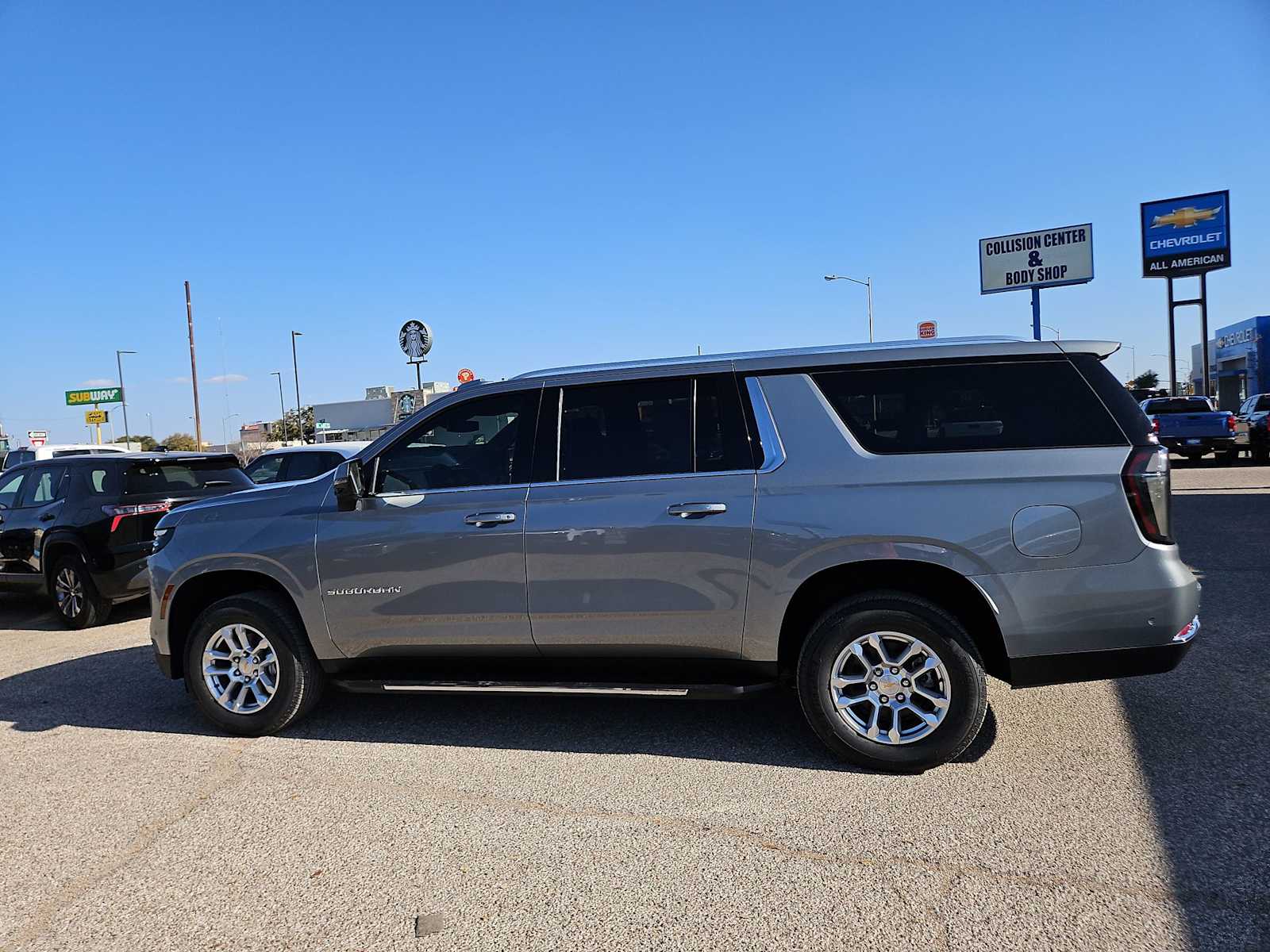 Thumbnail: 2026 Chevrolet Suburban - 5