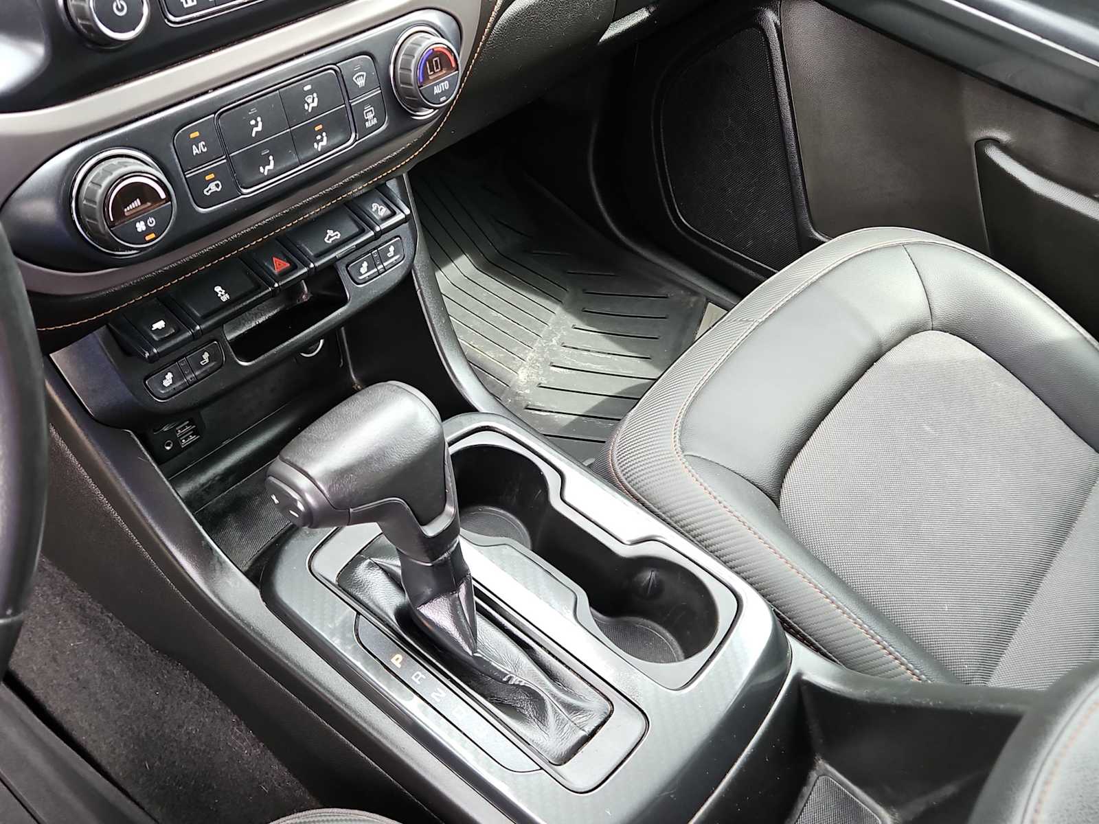 Thumbnail: 2021 GMC Canyon - 24