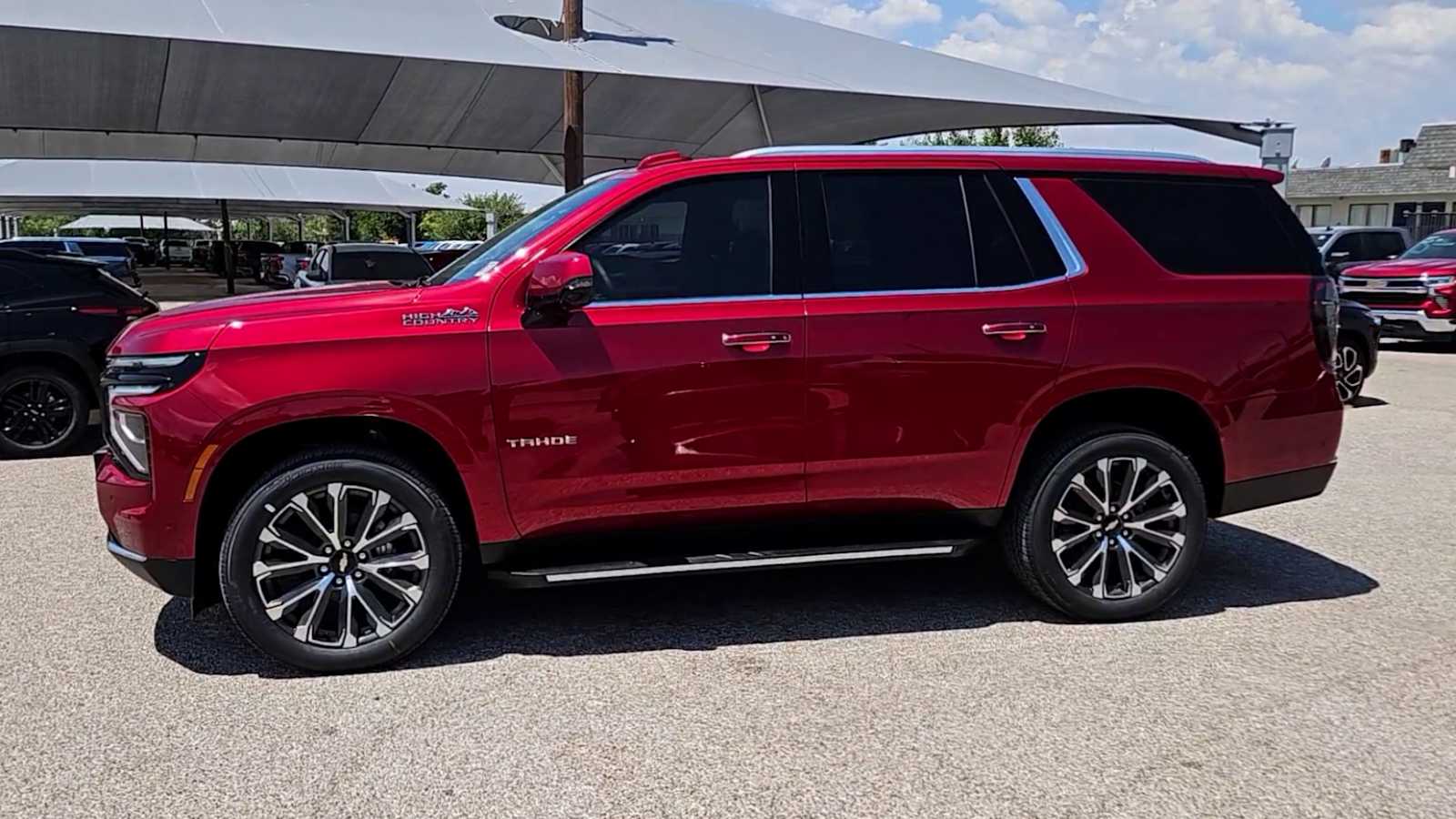 Thumbnail: 2025 Chevrolet Tahoe - 4