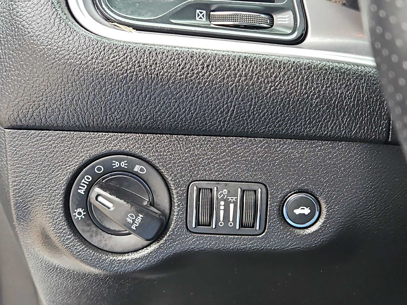 Thumbnail: 2022 Dodge Challenger - 16