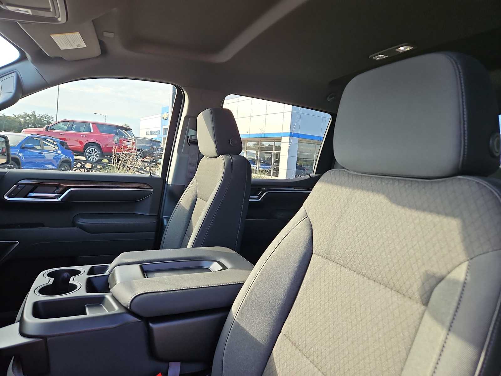 Thumbnail: 2026 Chevrolet Silverado 1500 - 18