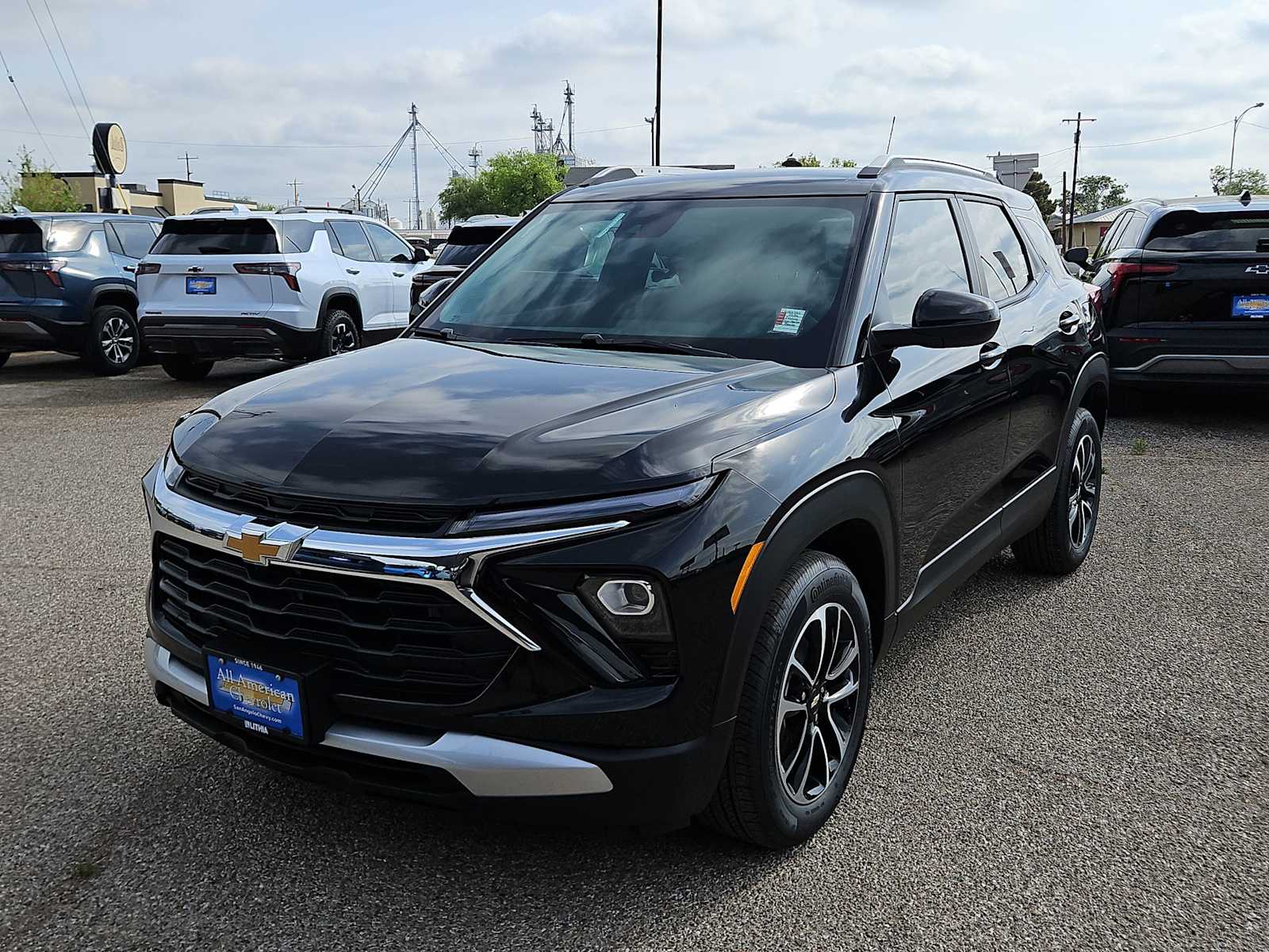 Thumbnail: 2026 Chevrolet TrailBlazer - 4