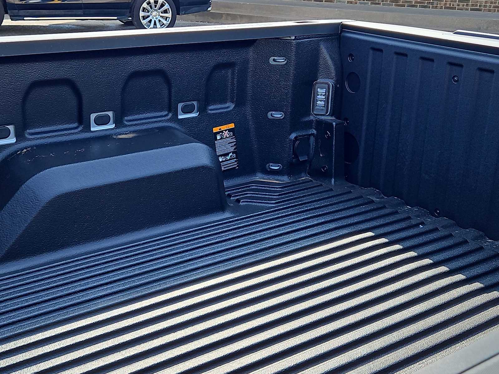 Thumbnail: 2026 Chevrolet Silverado 1500 - 23