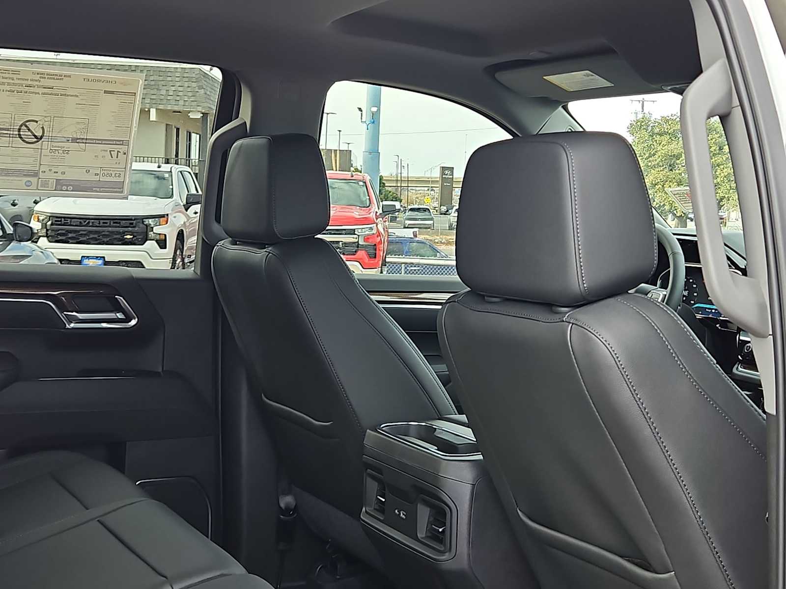 Thumbnail: 2026 Chevrolet Silverado 1500 - 14