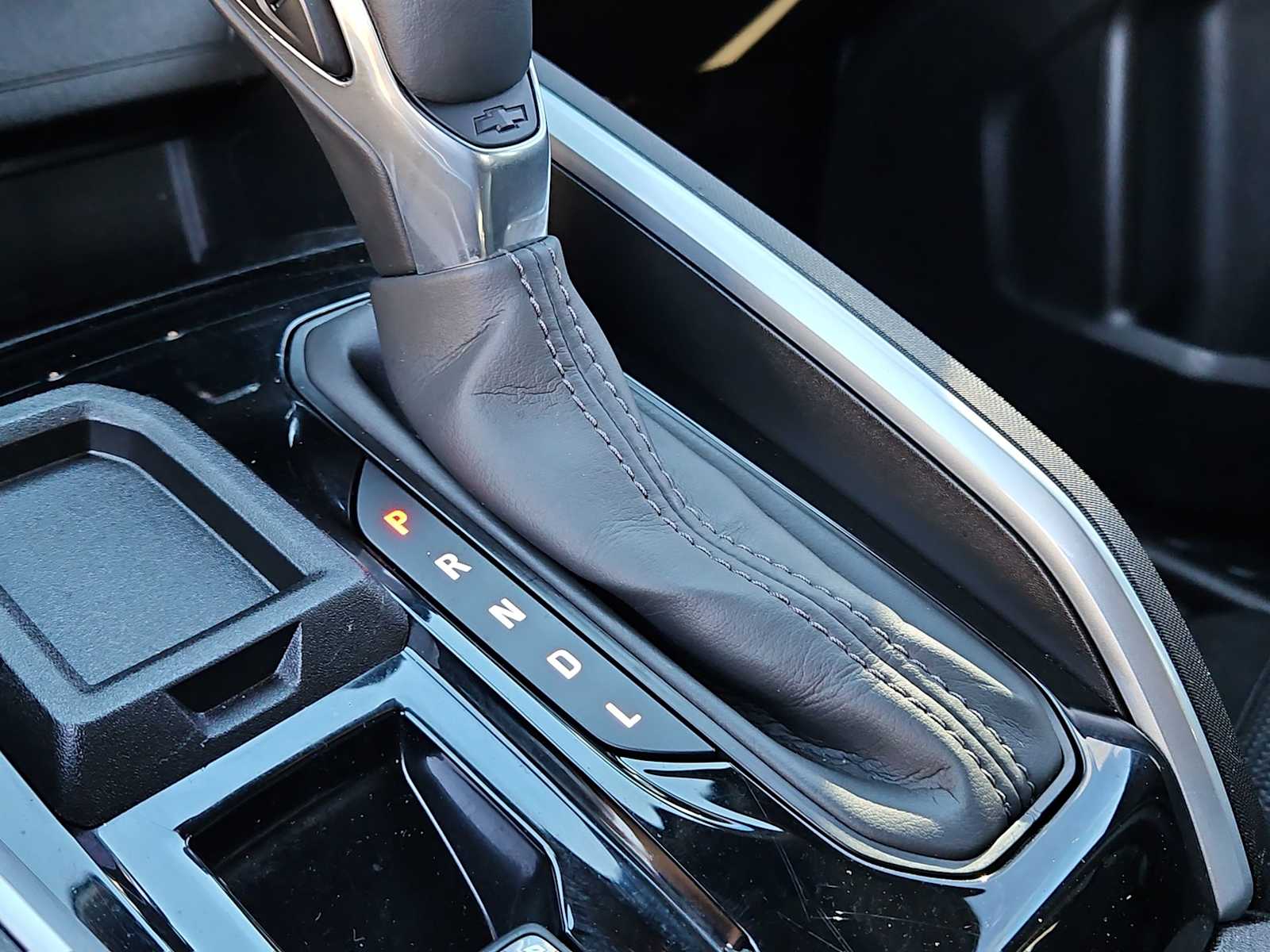 Thumbnail: 2023 Chevrolet Colorado - 21