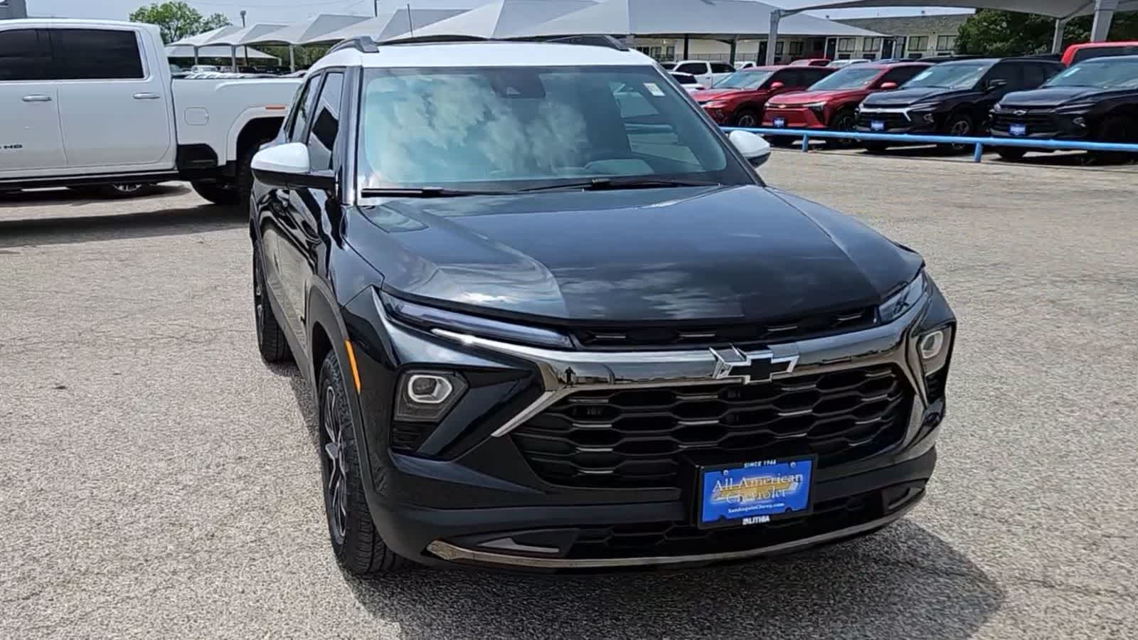 Thumbnail: 2024 Chevrolet TrailBlazer - 2