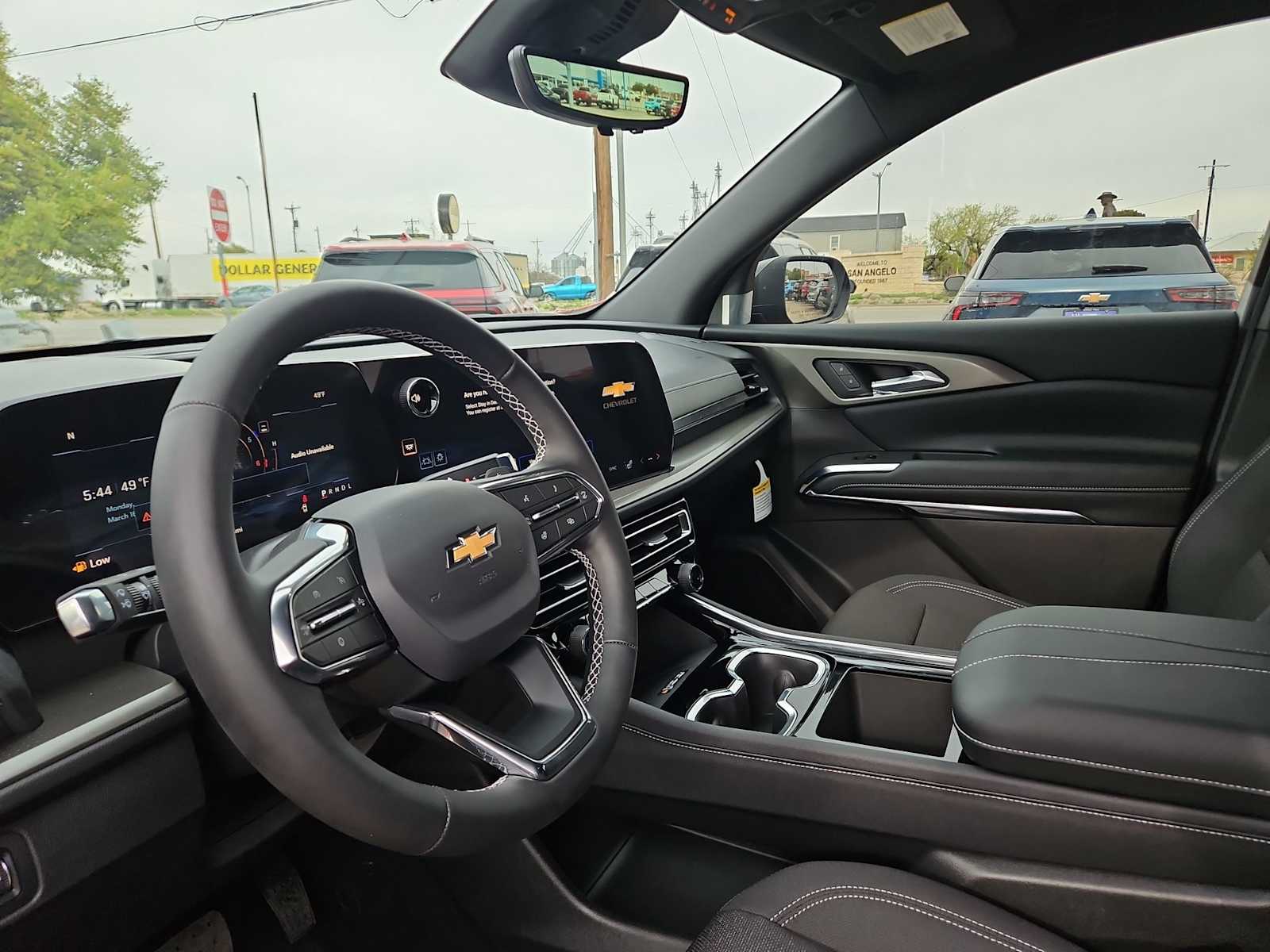 Thumbnail: 2026 Chevrolet Traverse - 10