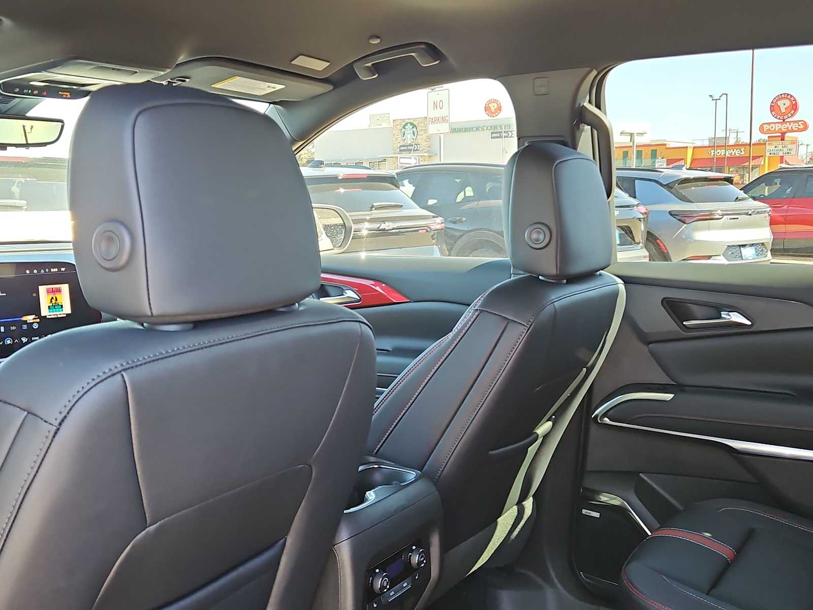 Thumbnail: 2026 Chevrolet Traverse - 16