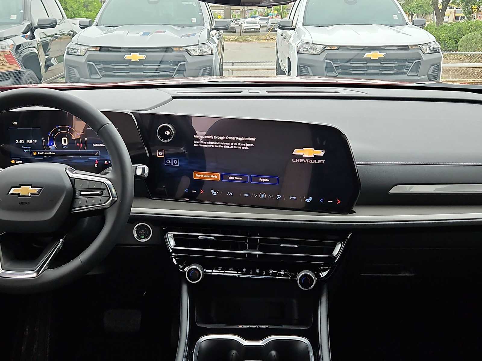 Thumbnail: 2026 Chevrolet Traverse - 14