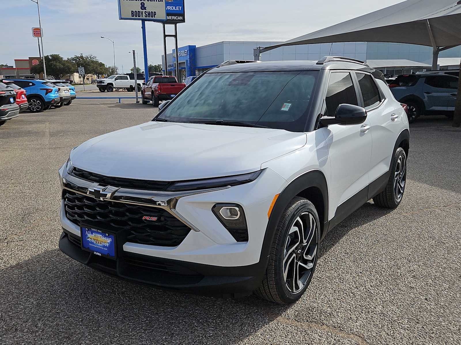 Thumbnail: 2026 Chevrolet TrailBlazer - 4