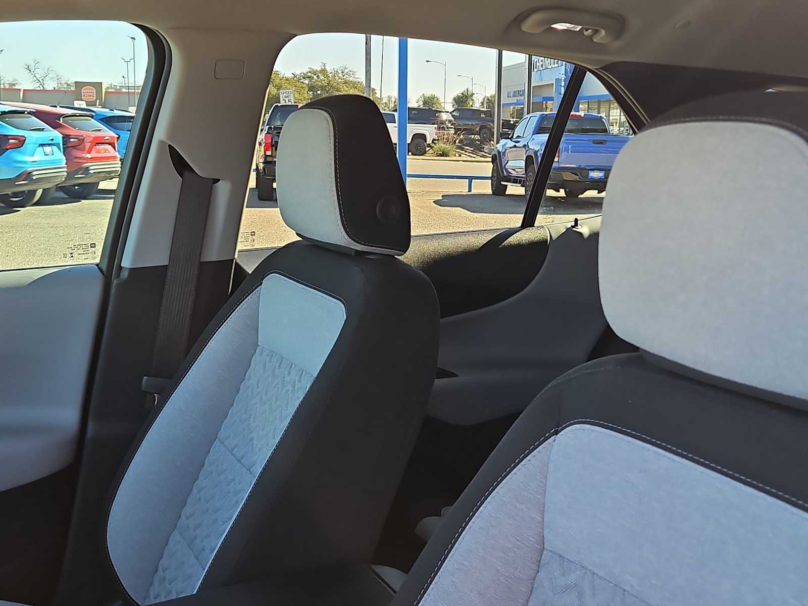 Thumbnail: 2024 Chevrolet Equinox - 15