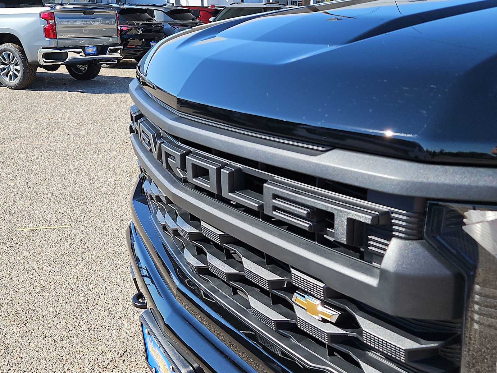 Thumbnail: 2026 Chevrolet Silverado 1500 - 13