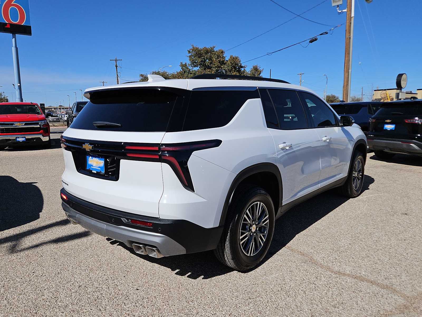 Thumbnail: 2026 Chevrolet Traverse - 8