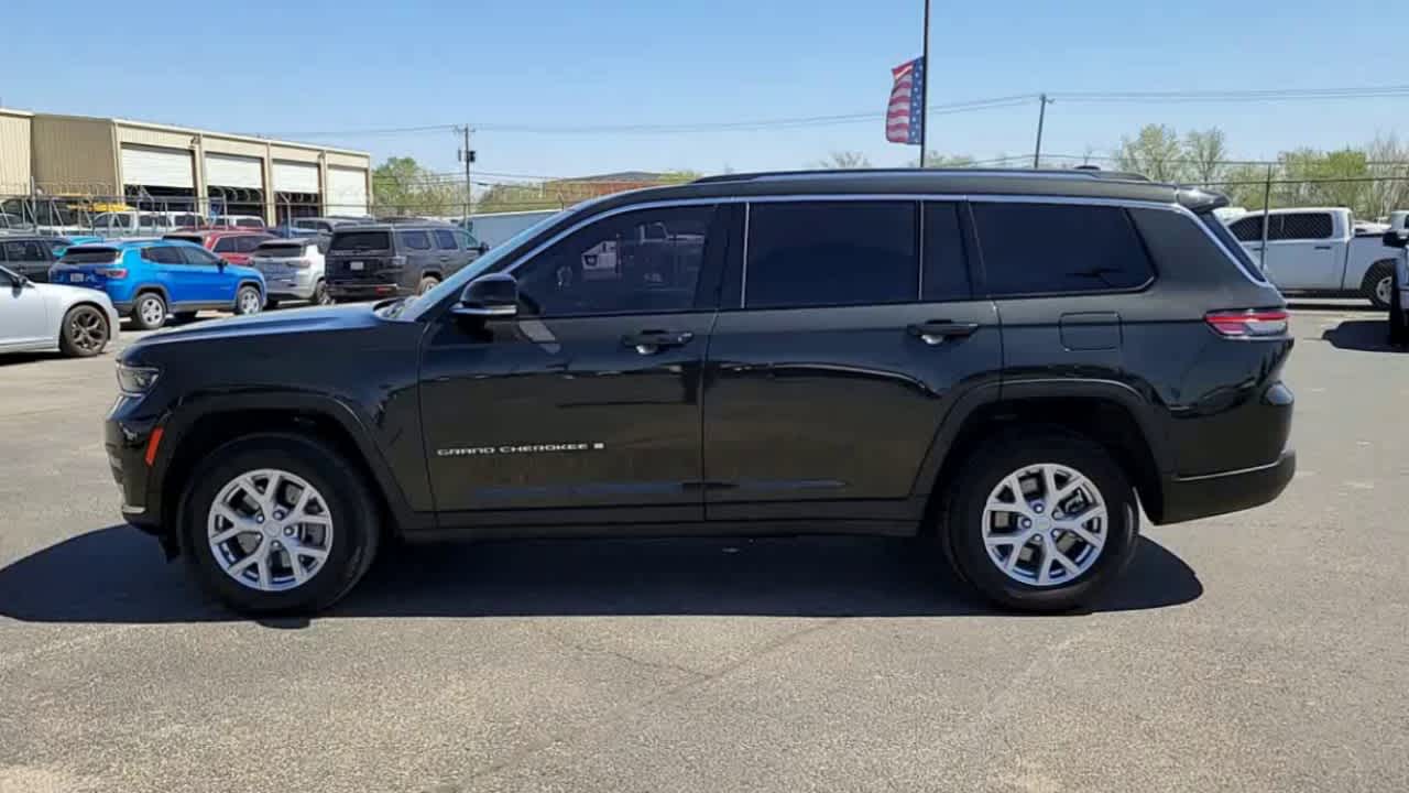 Thumbnail: 2023 Jeep Grand Cherokee - 5